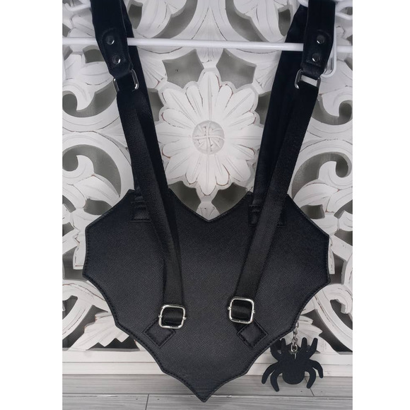 Mad Engine Halloween Spider Web Heart Backpack Purse - New - Picture 2 of 9